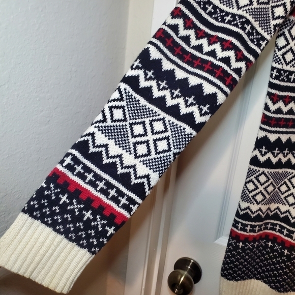 Izod Woman’s Size Medium Button Up Cardigan Knit Sweater Multi Color - Picture 2 of 12